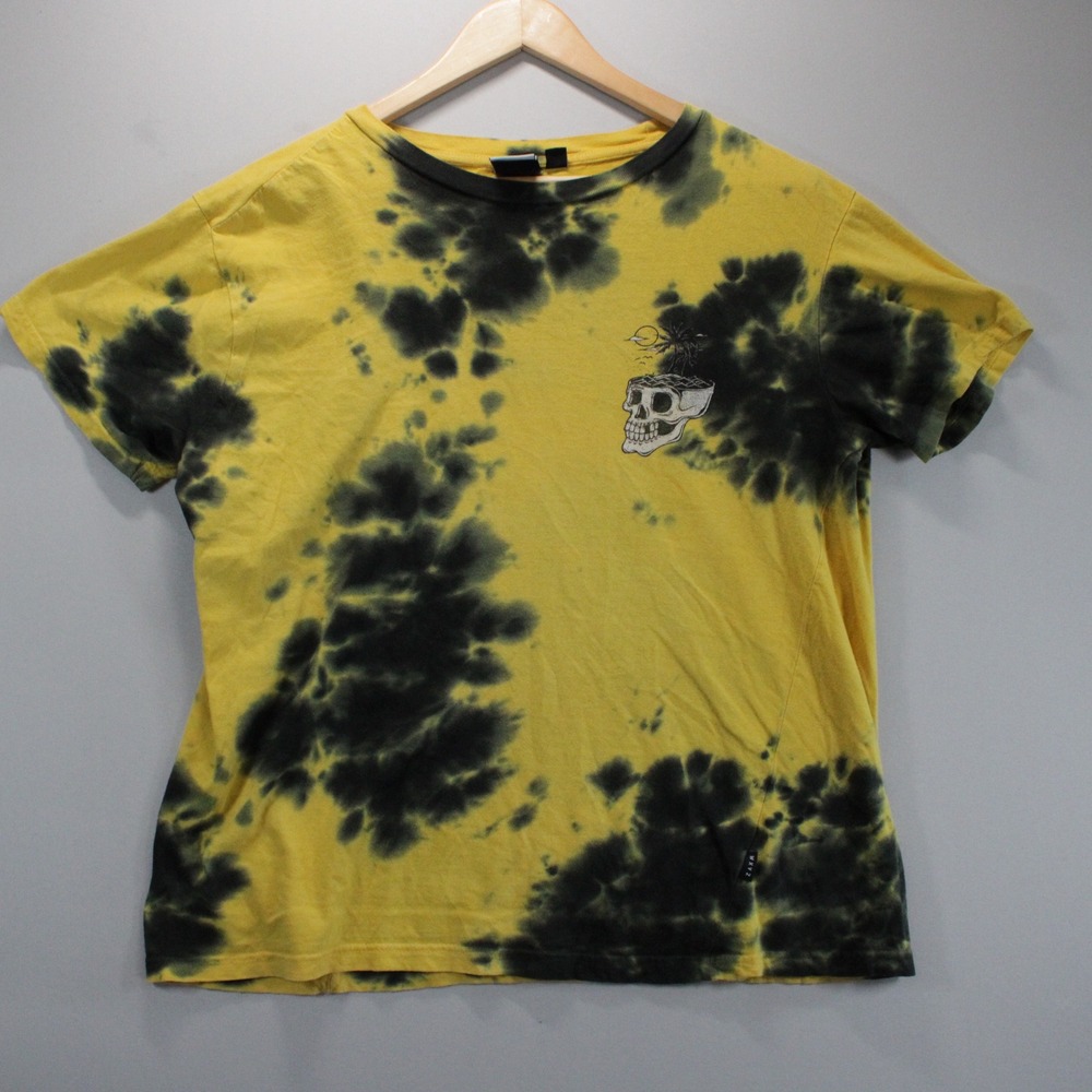 WXYZ Mfg Co Yellow Black Tie Dye Skull Palm Tree Graphic Y2K Skater T Shirt